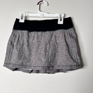 Lululemon Pace Rival Gray and Black‎ Athletic Skirt